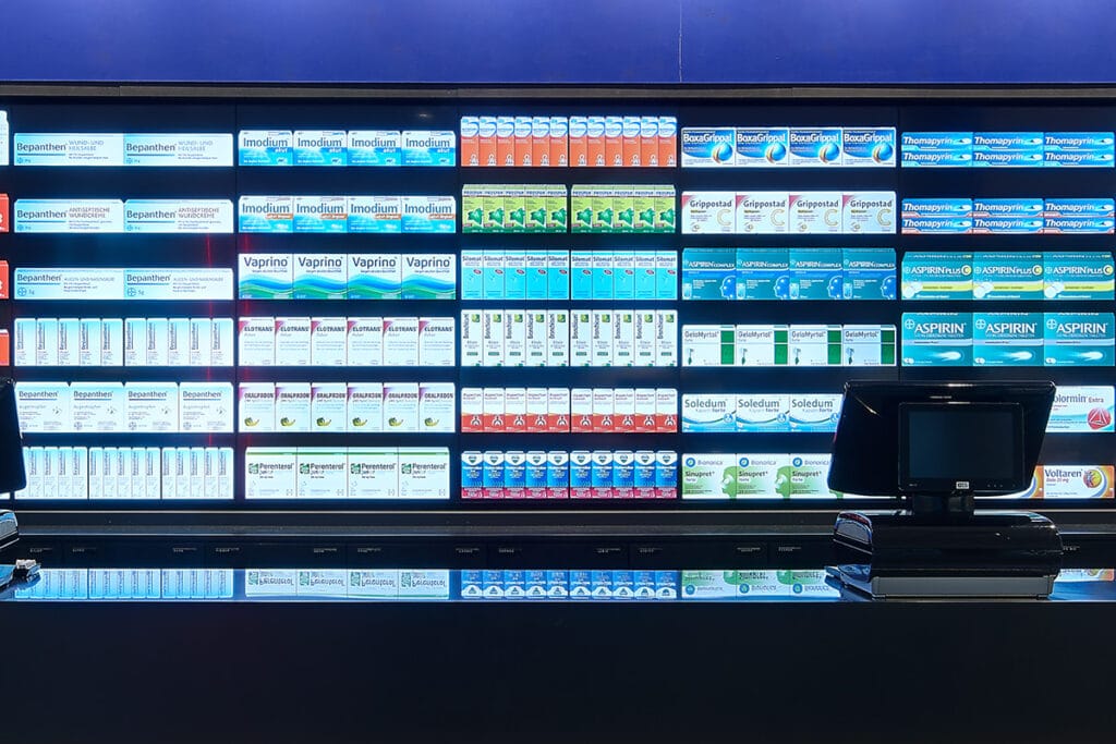 Touch-Videowall Aesculap Apotheke Neumünster