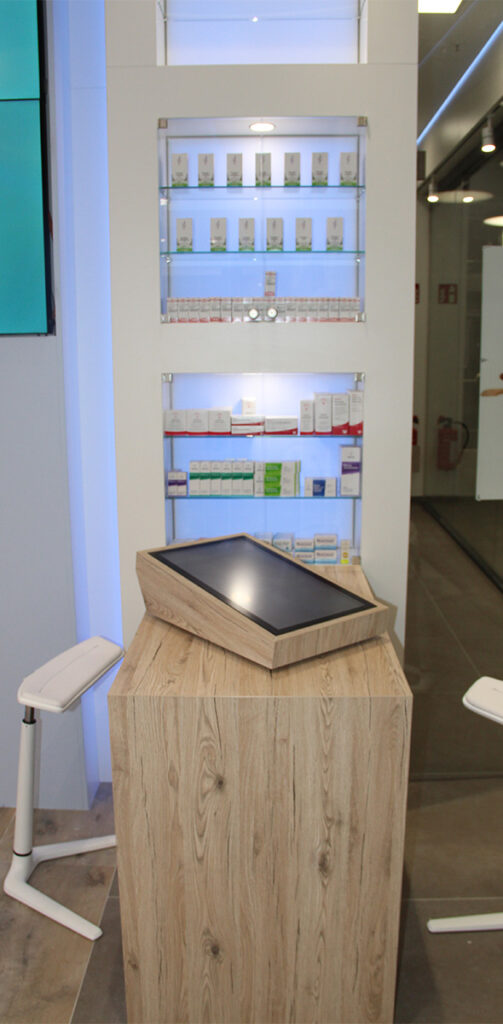 Multitouch-Beratungstisch Center Apotheke Gorbitz Dresden Multitouch-Beratungstisch Center Apotheke Gorbitz Dresden