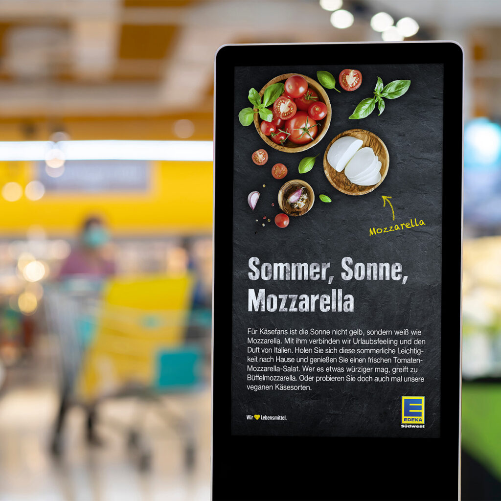 Info-Stele im Supermarkt Info-Stele im Supermarkt